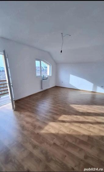 Casă cu 4 camere cu Teren 380 Mp în Prelungirea Ghencea