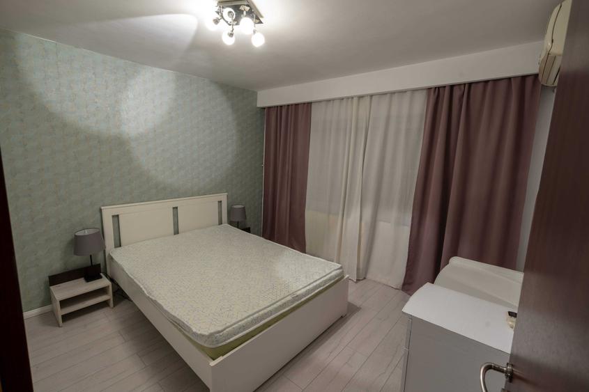 Apartament cu 2 camere decomandat în Titulescu