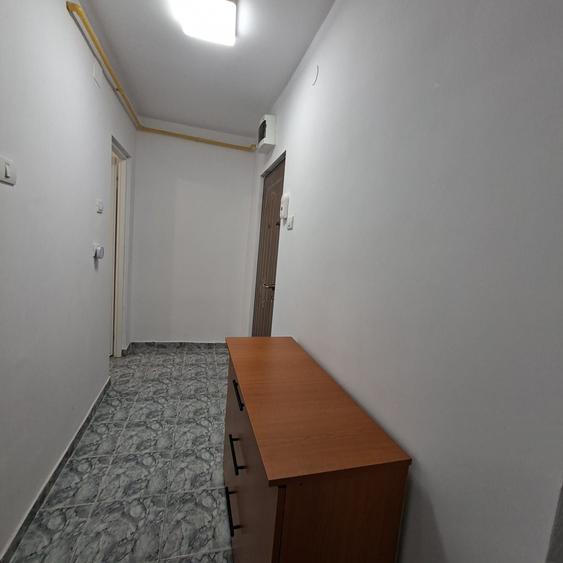 Garsonieră decomandată în Mărăței