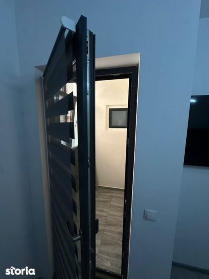 Apartament cu 2 camere în Craiovița Nouă