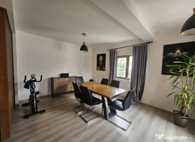Casă cu 4 camere cu Teren 290 Mp în Lăpuș