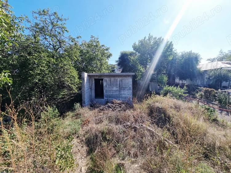 Casă cu 3 camere cu Teren 500 Mp în Central