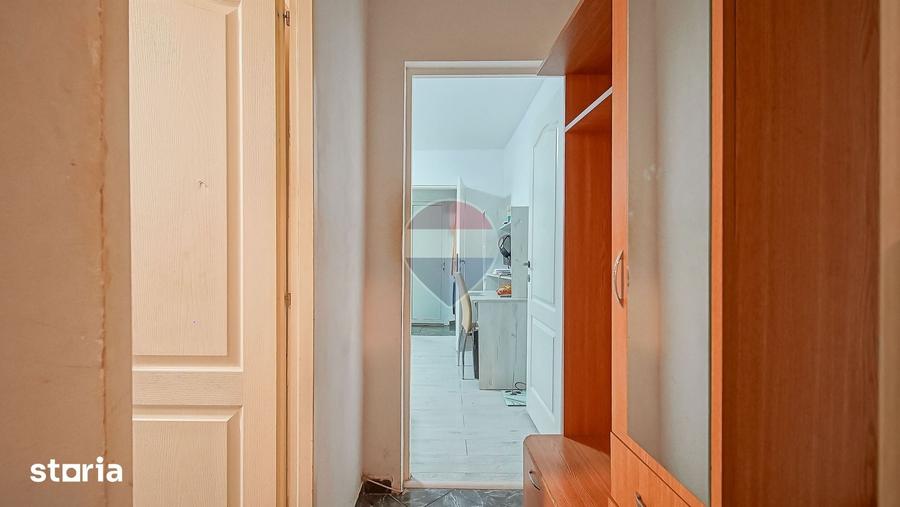 Apartament cu 2 camere semidecomandat în Dârste
