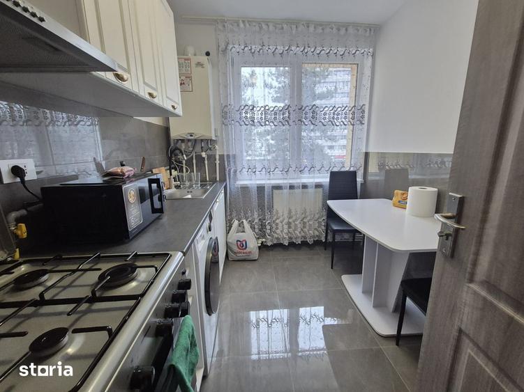 Apartament cu 2 camere semidecomandat în Central