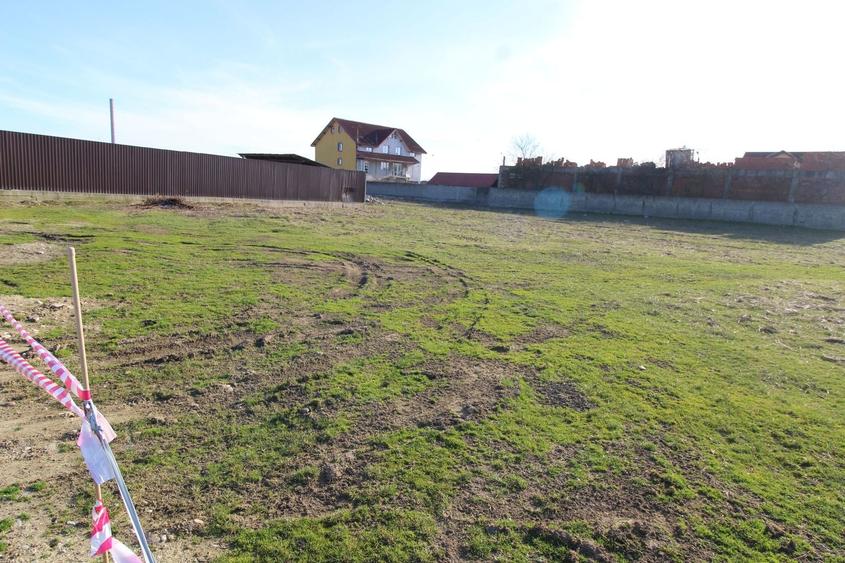 Teren agricol extravilan de 500 mp, în Exterior Est