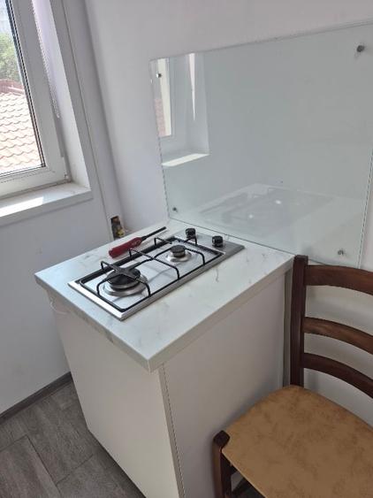Apartament cu 2 camere, mobilat în Faleza Nord