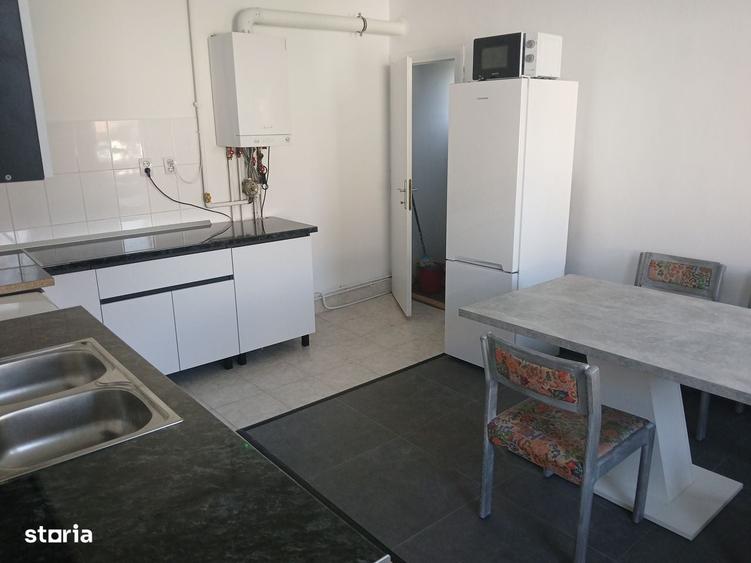 Ap. 2 camere, in casa cu gradina, Grigorescu, str. Sinaia - 2