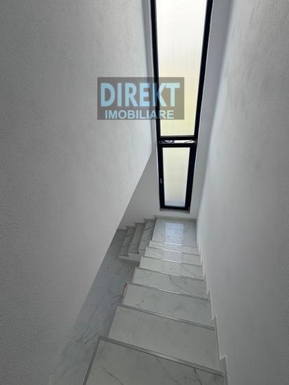 Casă cu 4 camere cu Teren 300 Mp în Jelna