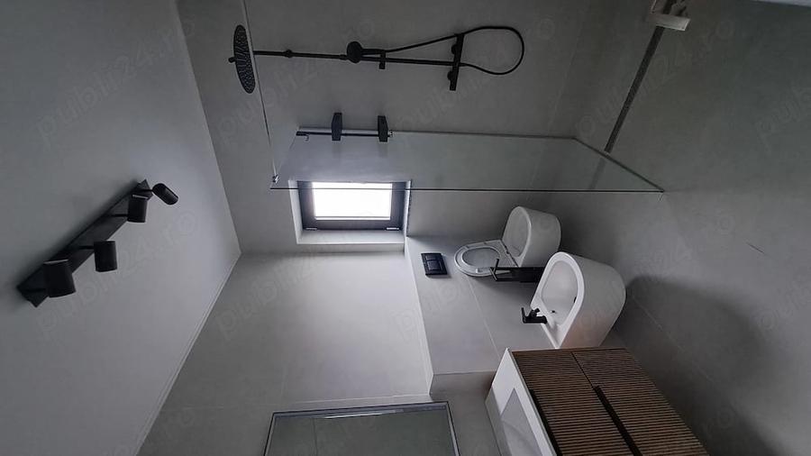 Casă cu Teren 480 Mp în Central