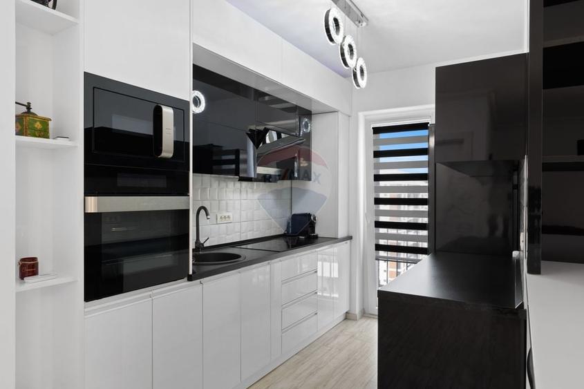Apartament cu 3 camere semidecomandat, mobilat în UTA