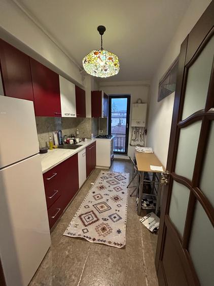Apartament cu 2 camere decomandat, mobilat în Colentina