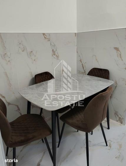 Apartament cu 3 camere decomandat în Micălaca