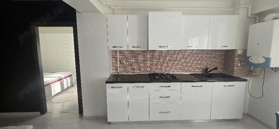 Apartament cu 2 camere semidecomandat în Tătărași