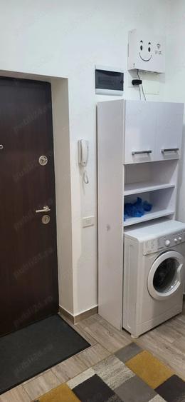 Garsonieră decomandată în Apărătorii Patriei