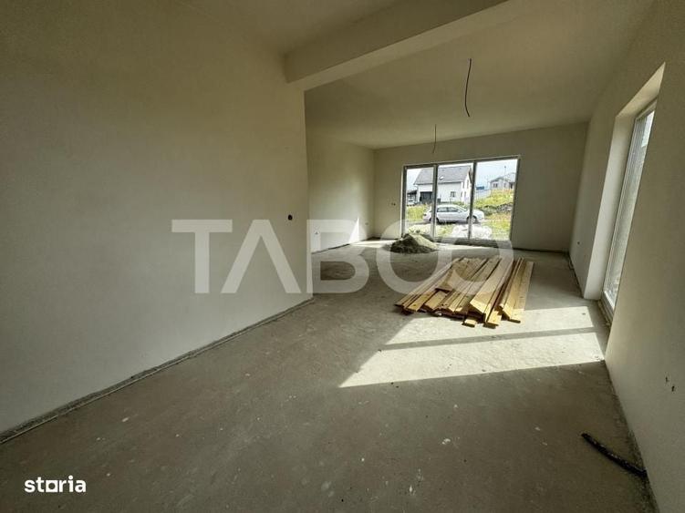 Casă cu 4 camere cu Teren 119 Mp în Central