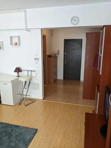Garsoniera, criculara, 40 mp, centrala proprie, ac, balcon, complex Primavara - 5