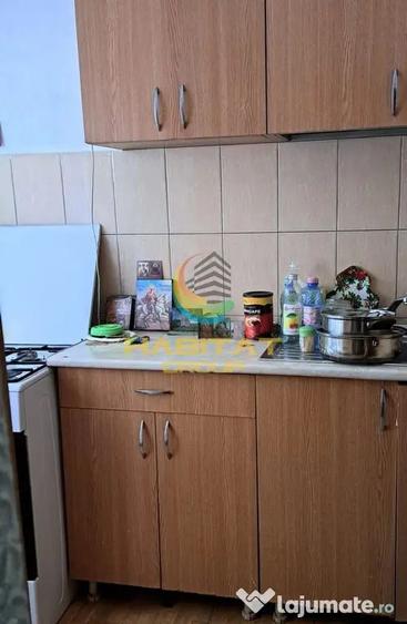 Garsonieră decomandată în Apărătorii Patriei
