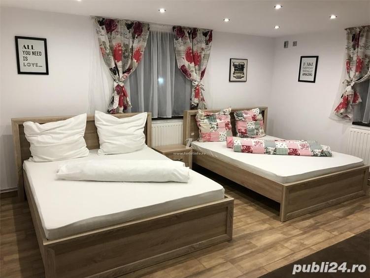 Casă cu 9 camere cu Teren 1500 Mp în Avrig