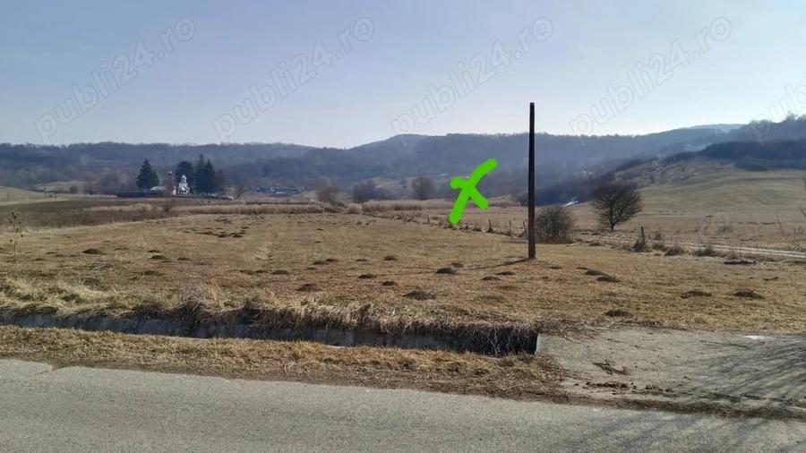 Teren de 2500 mp, în Central