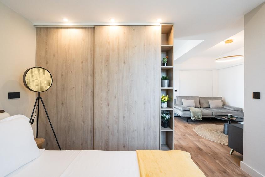 Apartament cu 2 camere semidecomandat în P-ța Romană