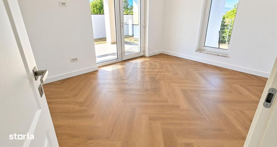 Casă cu 4 camere cu Teren 375 Mp în Șugag