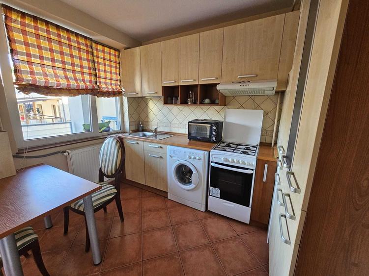 Inchiriez apartament 2 camere, str. Plopilor, in apropiere de Platinia, direct de la proprietar - 1