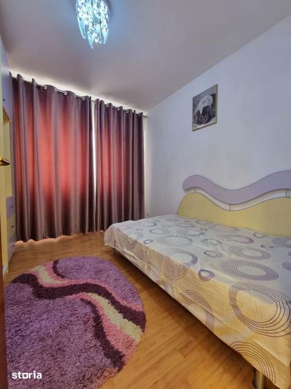 Apartament cu 4 camere decomandat în Matei Voievod