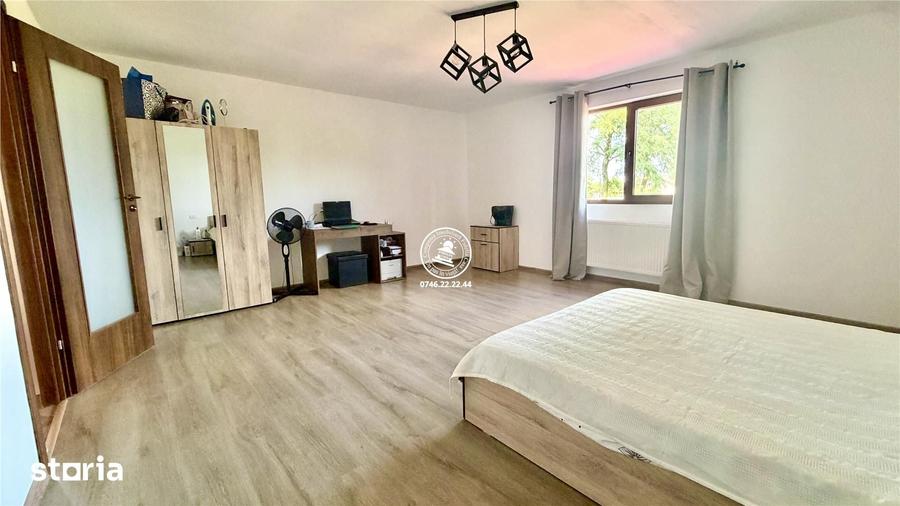 Casă cu 4 camere cu Teren 700 Mp în Popricani