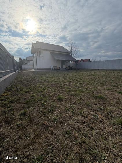 Vand Casa In Hemeiusi P + M - 13