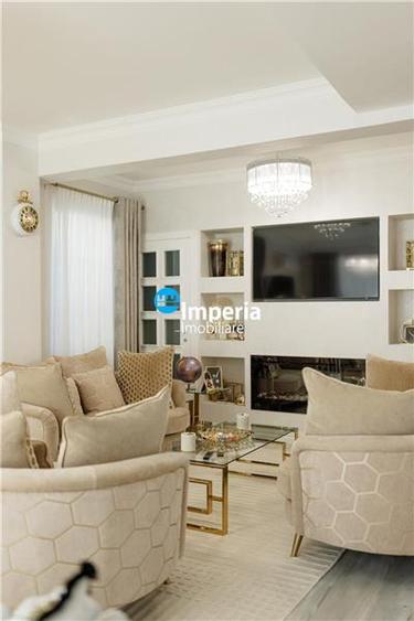 Casă individuală cu 10 camere cu Teren 500 Mp în Copou