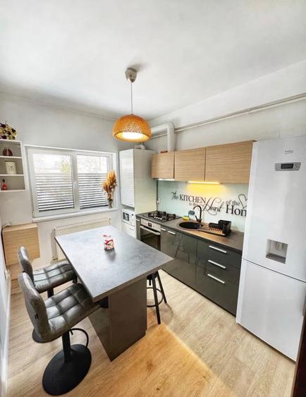 Apartament cu 2 camere decomandat în Dristor