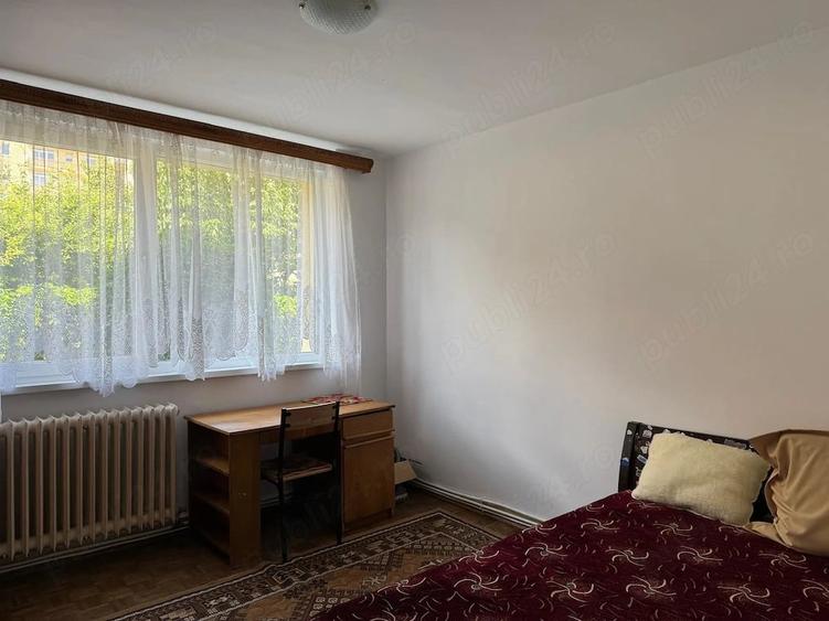 Apartament cu 3 camere decomandat în Grigorescu