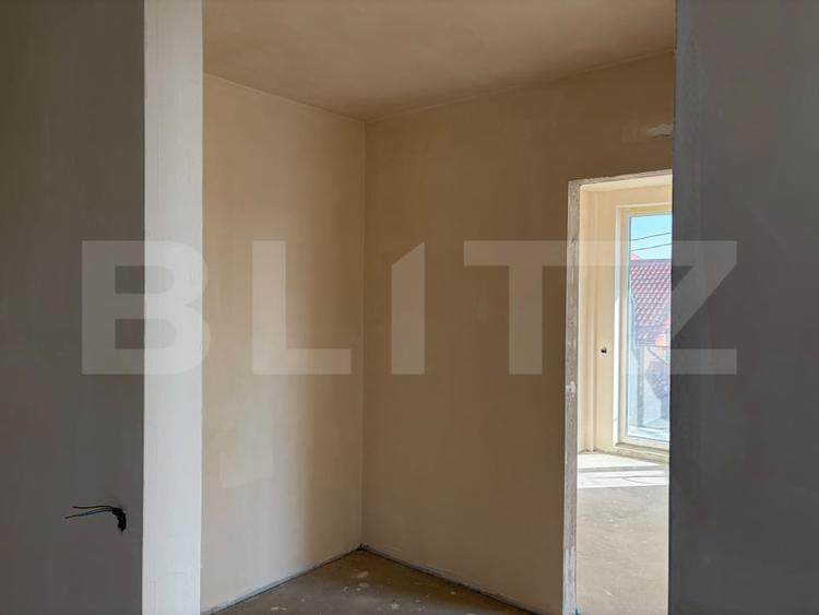 Apartament cu 2 camere semidecomandat în Mărăști