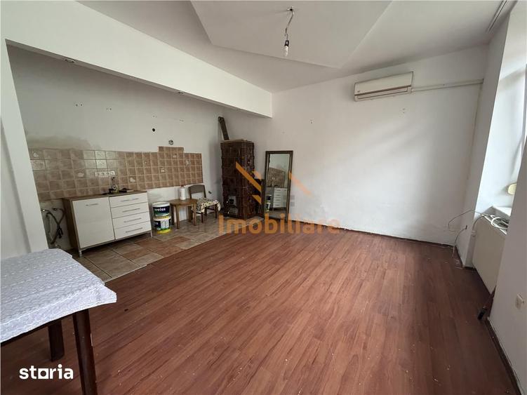 Apartament cu 2 camere în Orașul Nou