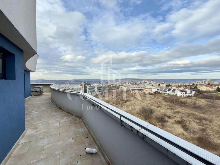 Apartament cu 4 camere semidecomandat în Zorilor