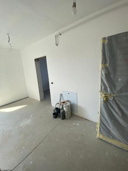 Garsonieră decomandată în Bucureștii Noi