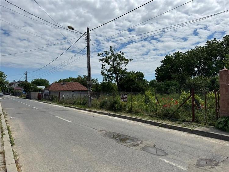 Teren Construcții intravilan de 390 mp, în Sud