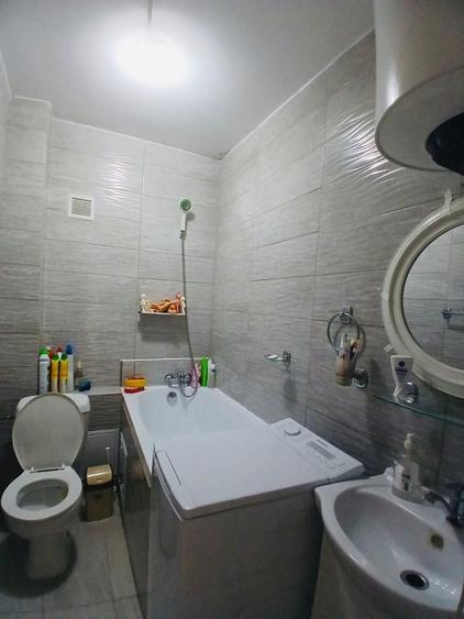 Apartament cu 2 camere decomandat, mobilat în Apărătorii Patriei