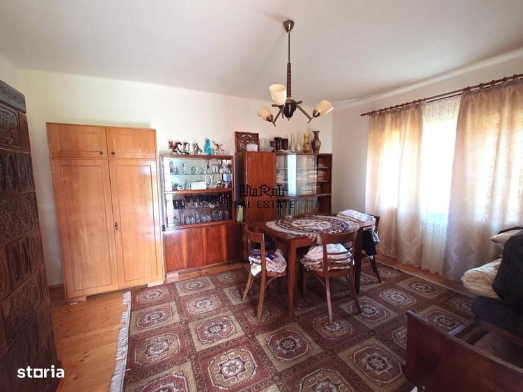 Casă cu 4 camere în Țebea