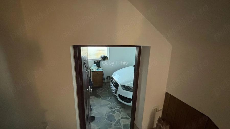 Vand casa, pretabil pensiune situata in Moisei, zona Purcaret
