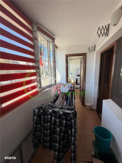 Apartament cu 3 camere decomandat în Mioriței