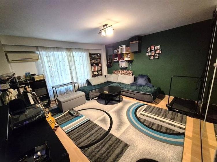 Apartament cu 2 camere decomandat în Iancului