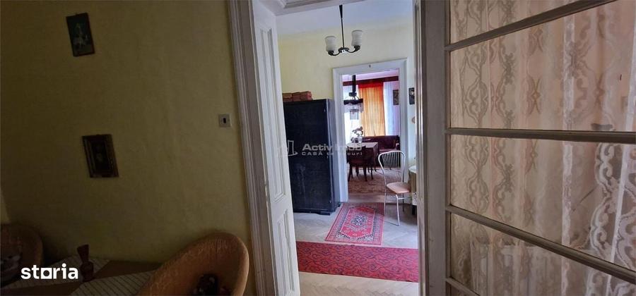 Casă cu 4 camere în Muncitoresc