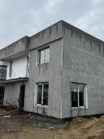 Casă individuală cu 3 camere cu Canalizare în Chiajna