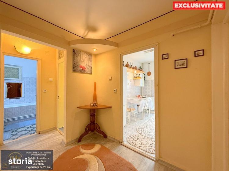 Apartament cu 2 camere în Micro 17