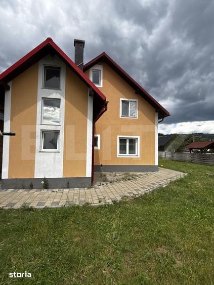 Casă cu 5 camere cu Teren 1000 Mp în Dorna Candrenilor