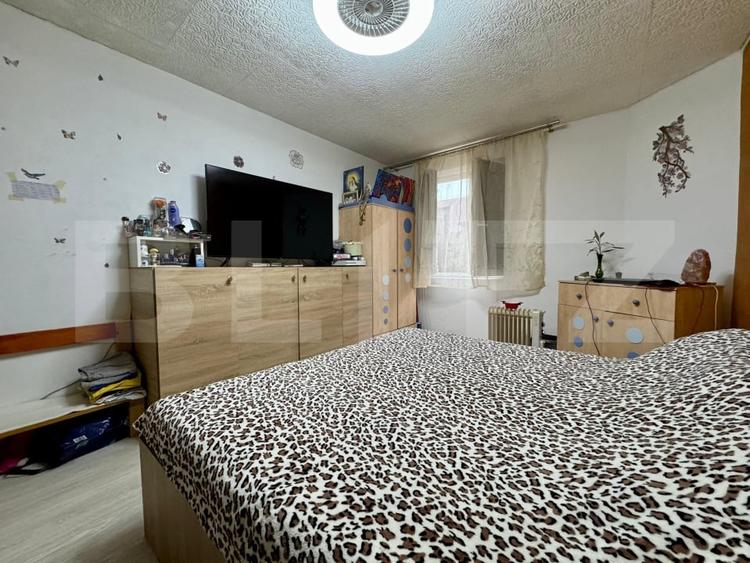 Apartament 2 camere, curte comună - zonă centrală - 2