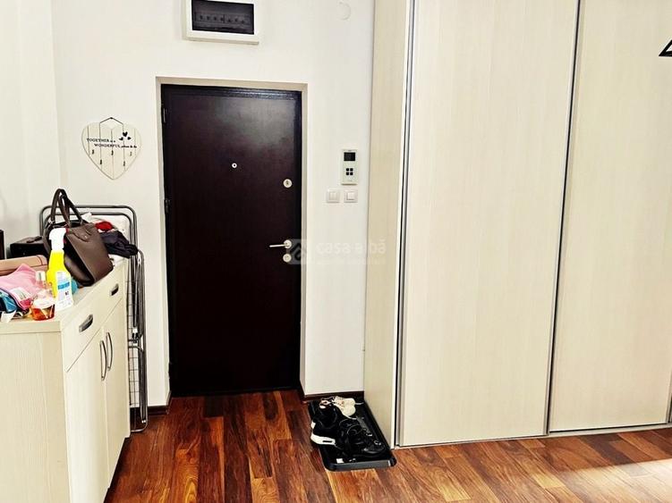 Apartament cu 2 camere nedecomandat, mobilat în Central