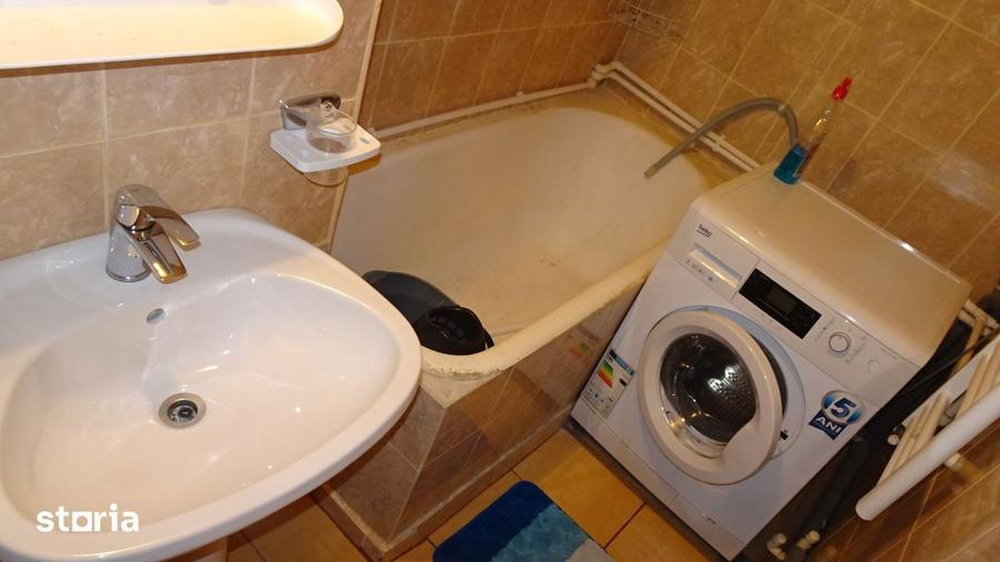 Apartament cu 2 camere semidecomandat în Gojdu
