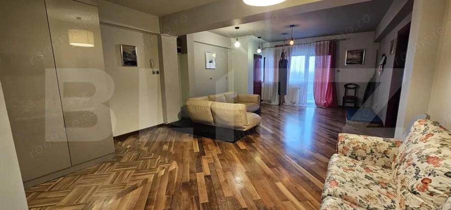 Apartament cu 3 camere decomandat, mobilat în Central